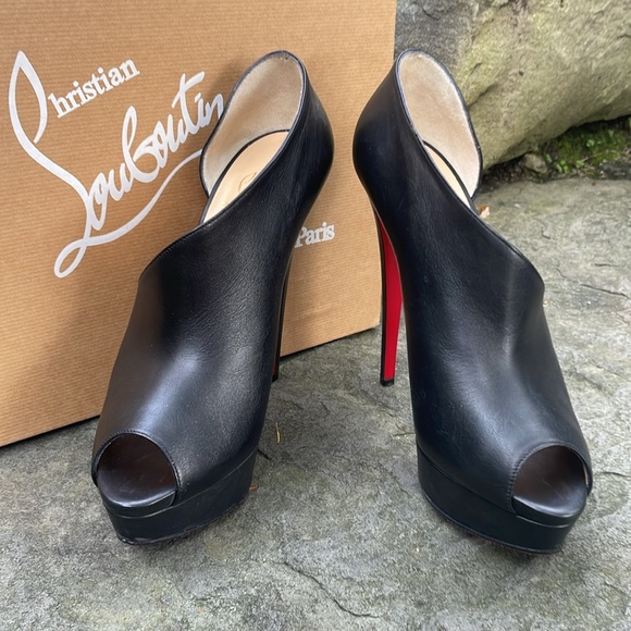 CHRISTIAN LOUBOUTIN VERITA BLACK LEATHER 6” STILLETTO HEEL PEEP TOE PUMPS🔥👠-9 - Picture 10 of 15